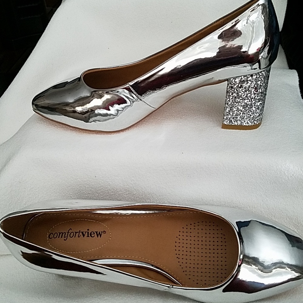 Comfortview silver shoes.